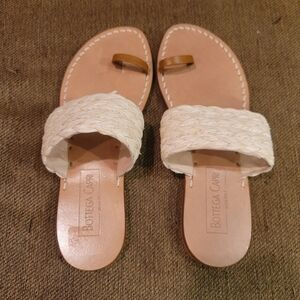 Bottega Capri Slip on Sandals size 37/6.5
